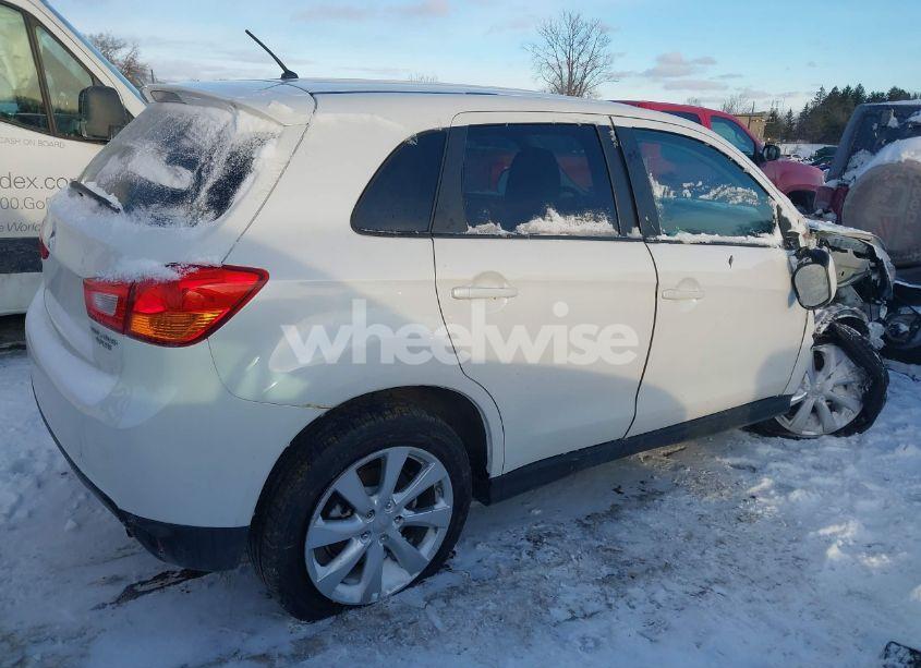 Photo 4 of 2015 Mitsubishi Outlander SPORT ES (VIN 4A4AR3AU9FE009541)