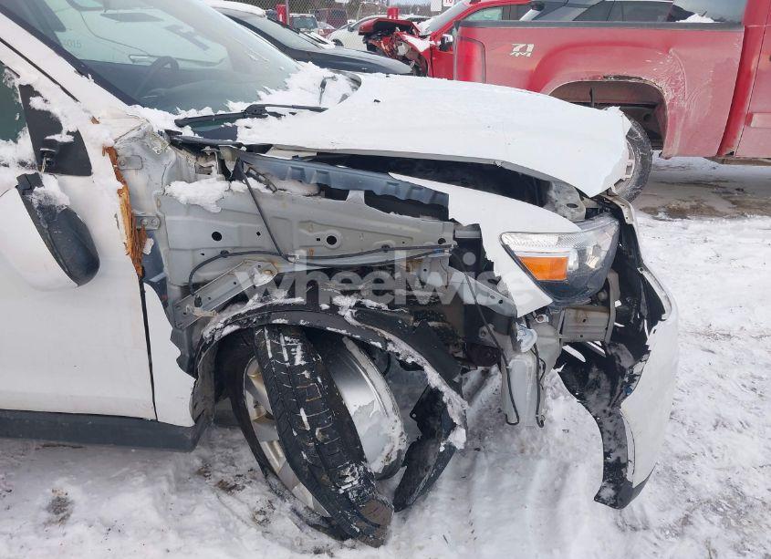 Photo 6 of 2015 Mitsubishi Outlander SPORT ES (VIN 4A4AR3AU9FE009541)