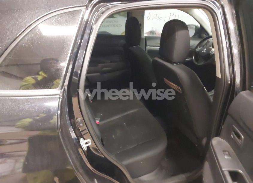 Photo 8 of 2013 Mitsubishi Outlander SPORT ES (VIN 4A4AR3AUXDE021274)