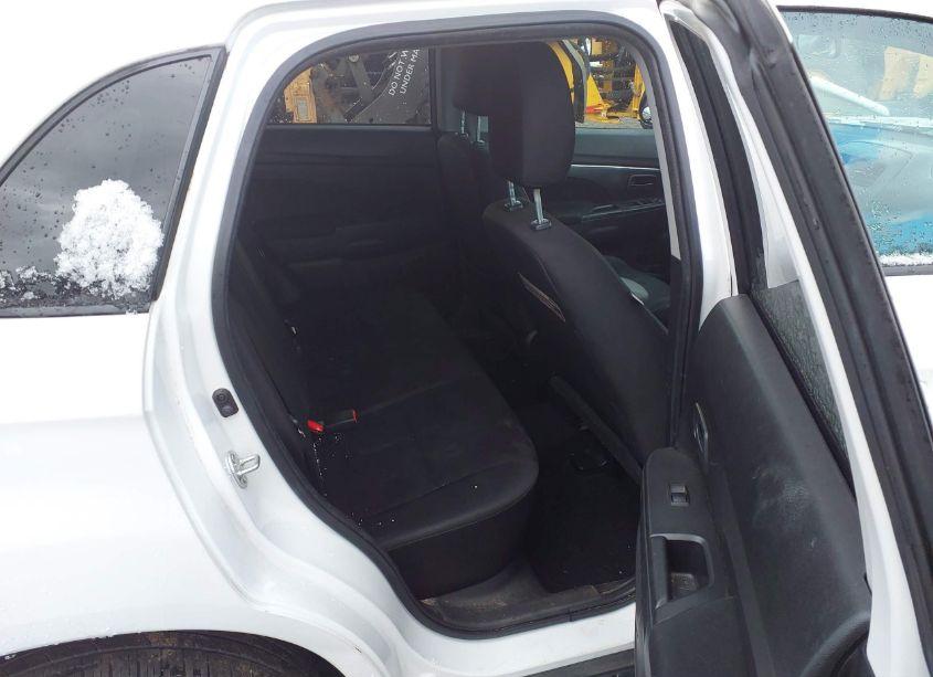 Photo 8 of 2015 Mitsubishi Outlander SPORT ES (VIN 4A4AR3AW0FE029145)