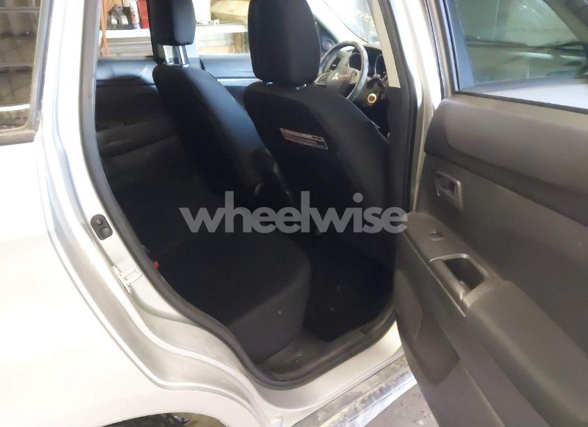 Photo 8 of 2015 Mitsubishi Outlander SPORT ES (VIN 4A4AR3AW0FE037830)