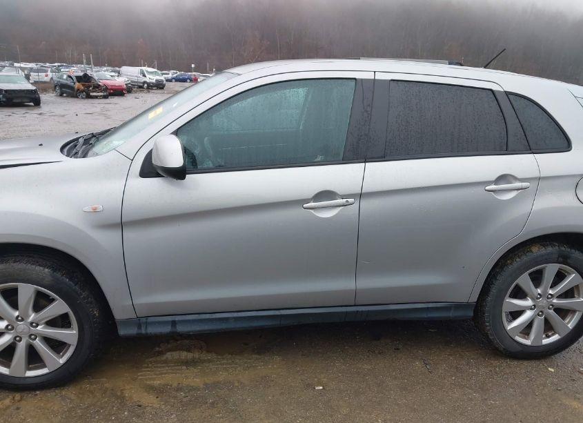Photo 15 of 2015 Mitsubishi Outlander SPORT ES (VIN 4A4AR3AW0FE049590)