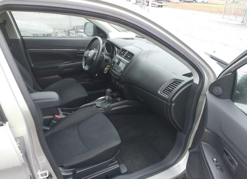 Photo 5 of 2015 Mitsubishi Outlander SPORT ES (VIN 4A4AR3AW0FE049590)