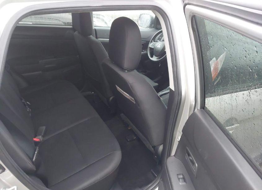 Photo 8 of 2015 Mitsubishi Outlander SPORT ES (VIN 4A4AR3AW0FE049590)