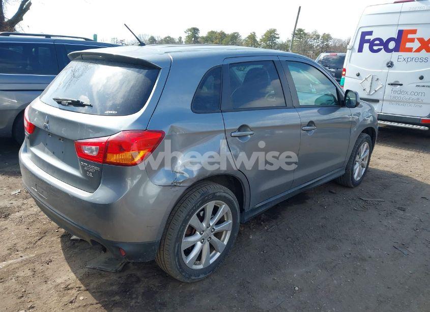 Photo 4 of 2015 Mitsubishi Outlander SPORT ES (VIN 4A4AR3AW2FE028790)