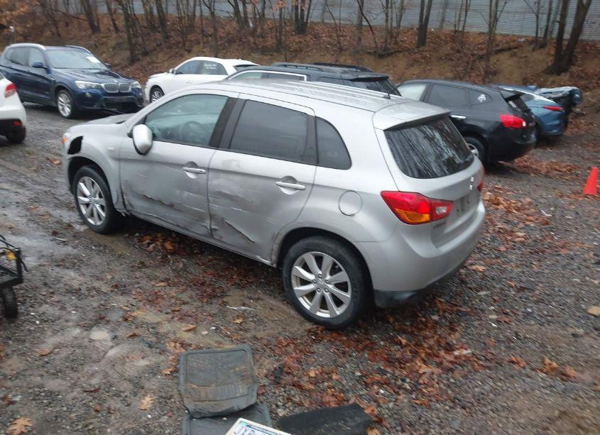 Photo 3 of 2015 Mitsubishi Outlander SPORT ES (VIN 4A4AR3AW3FE051334)