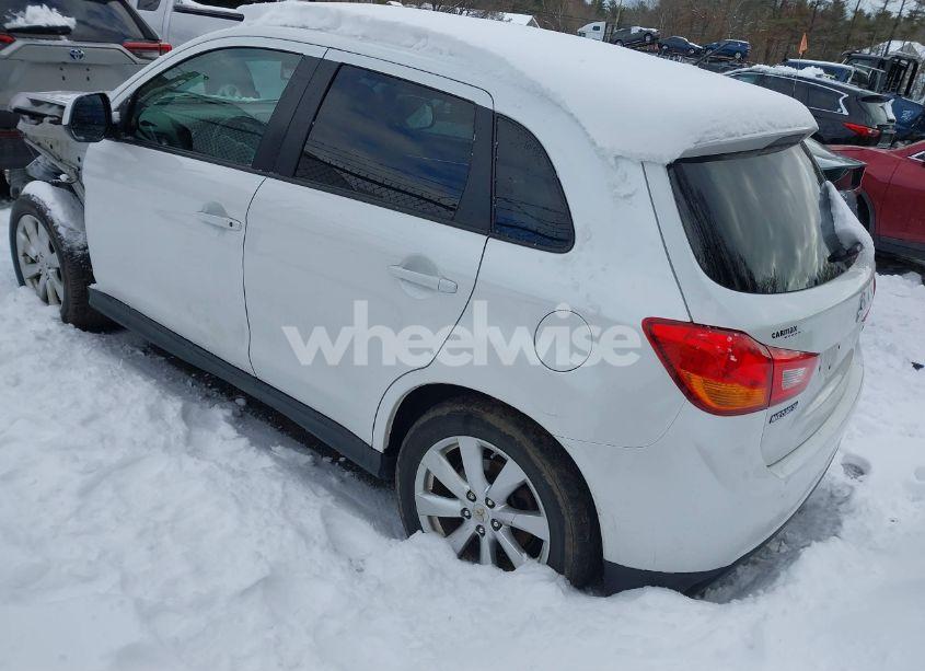 Photo 3 of 2015 Mitsubishi Outlander SPORT ES (VIN 4A4AR3AW5FE034552)