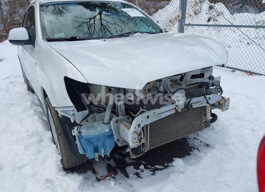 Photo 6 of 2015 Mitsubishi Outlander SPORT ES (VIN 4A4AR3AW5FE034552)