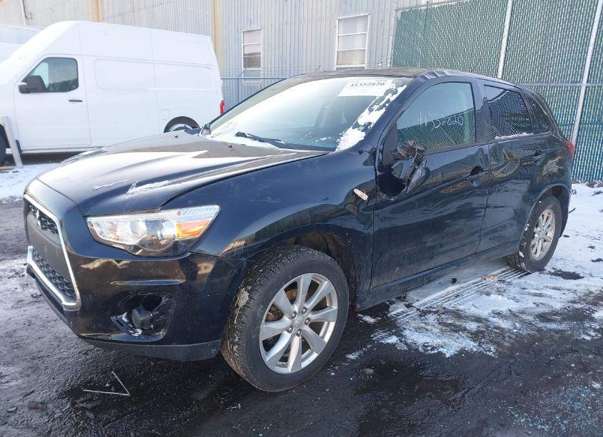 Photo 2 of 2015 Mitsubishi Outlander SPORT ES (VIN 4A4AR3AW5FE044367)
