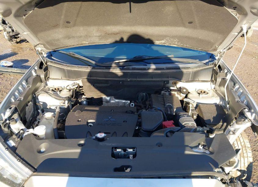 Photo 10 of 2015 Mitsubishi Outlander SPORT ES (VIN 4A4AR3AW9FE061558)