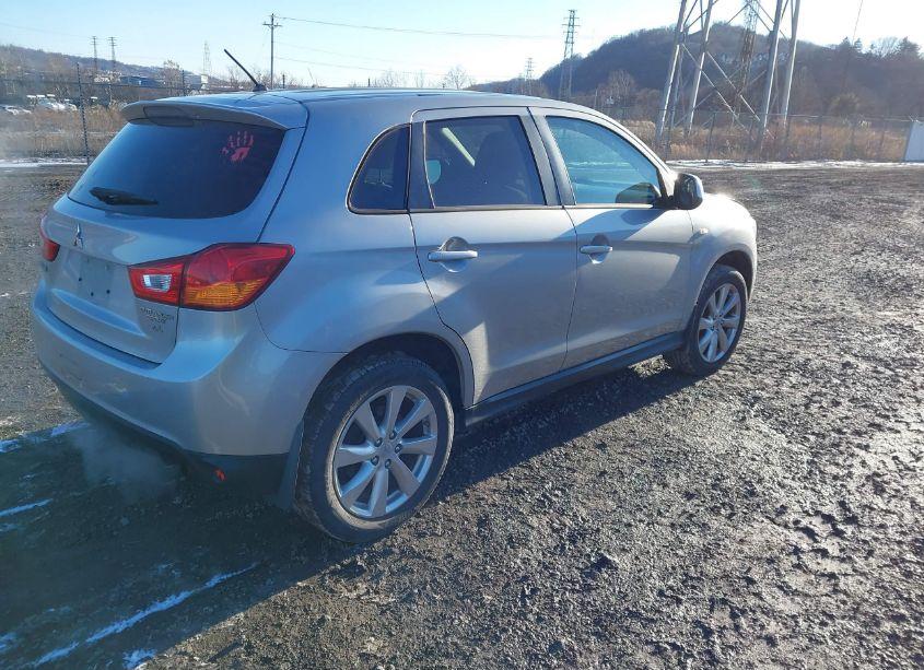 Photo 4 of 2015 Mitsubishi Outlander SPORT ES (VIN 4A4AR3AW9FE061558)