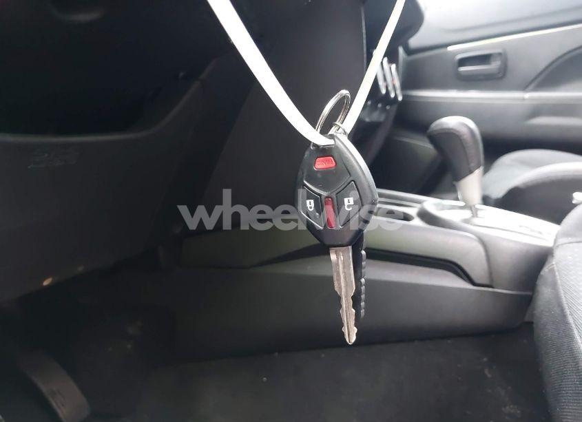 Photo 11 of 2015 Mitsubishi Outlander SPORT ES (VIN 4A4AR3AWXFE039374)