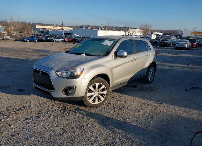 Photo 2 of 2015 Mitsubishi Outlander SPORT ES (VIN 4A4AR3AWXFE057860)