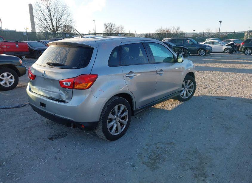 Photo 4 of 2015 Mitsubishi Outlander SPORT ES (VIN 4A4AR3AWXFE057860)