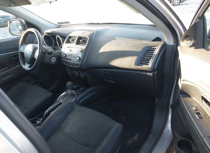 Photo 5 of 2015 Mitsubishi Outlander SPORT ES (VIN 4A4AR3AWXFE057860)