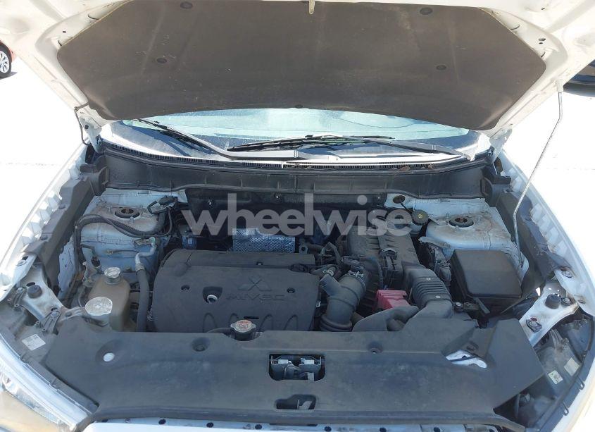 Photo 10 of 2015 Mitsubishi Outlander SPORT SE (VIN 4A4AR4AU0FE025228)