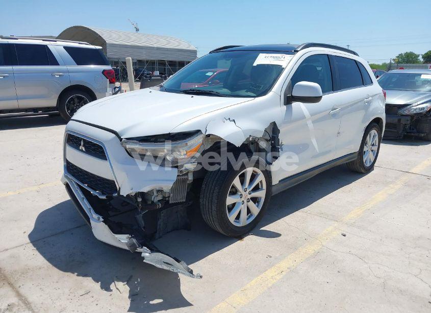 Photo 2 of 2015 Mitsubishi Outlander SPORT SE (VIN 4A4AR4AU0FE025228)