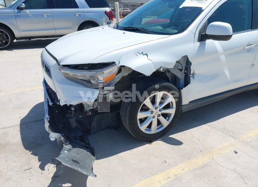 Photo 6 of 2015 Mitsubishi Outlander SPORT SE (VIN 4A4AR4AU0FE025228)