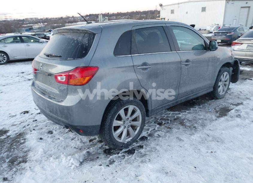 Photo 4 of 2015 Mitsubishi Outlander SPORT SE (VIN 4A4AR4AU2FE059297)