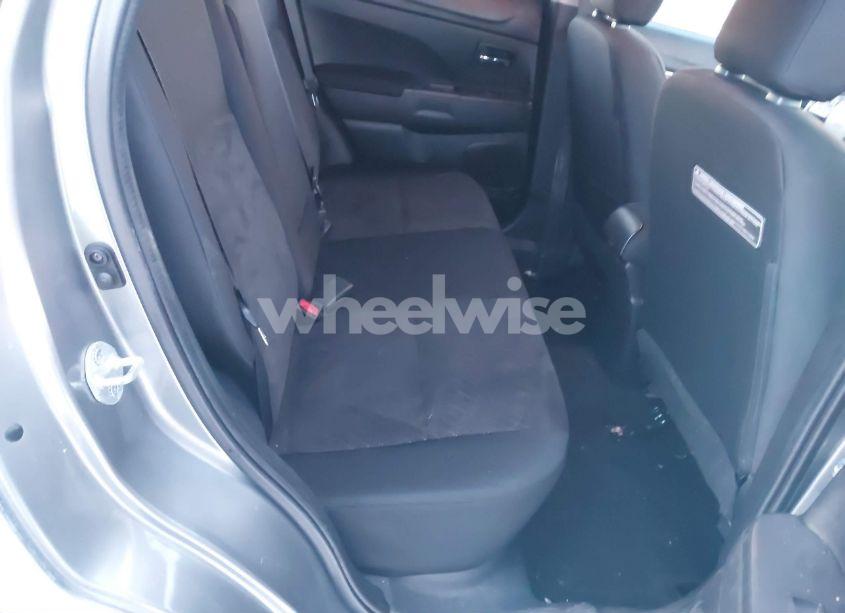 Photo 8 of 2015 Mitsubishi Outlander SPORT SE (VIN 4A4AR4AU2FE059297)