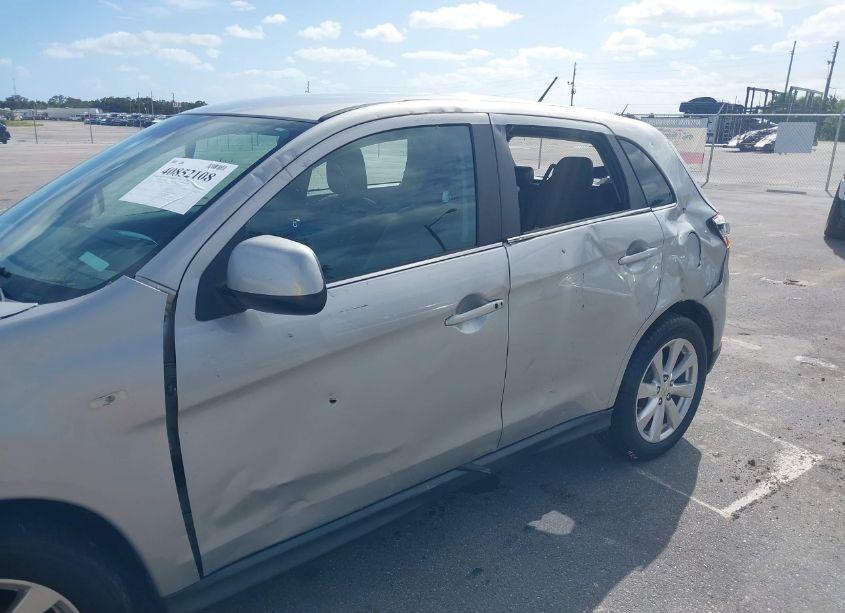 Photo 12 of 2015 Mitsubishi Outlander SPORT SE (VIN 4A4AR4AU3FE038779)