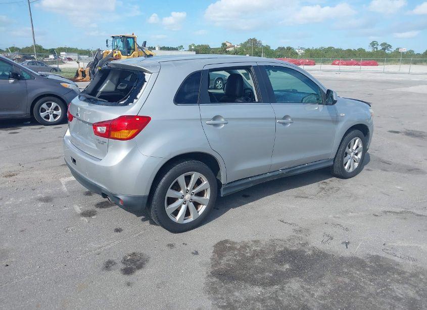 Photo 4 of 2015 Mitsubishi Outlander SPORT SE (VIN 4A4AR4AU3FE038779)