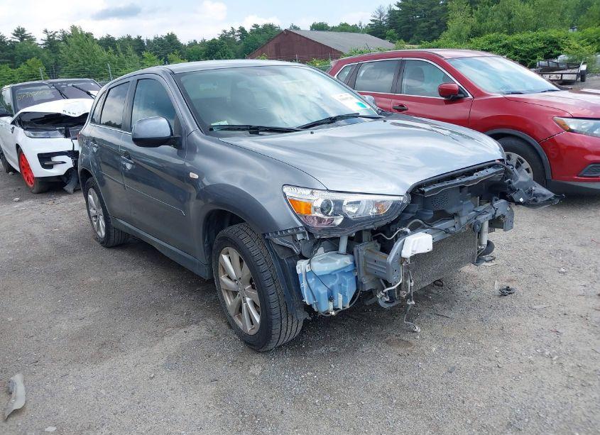2015 Mitsubishi Outlander SPORT SE (VIN 4A4AR4AU3FE039317) main photo