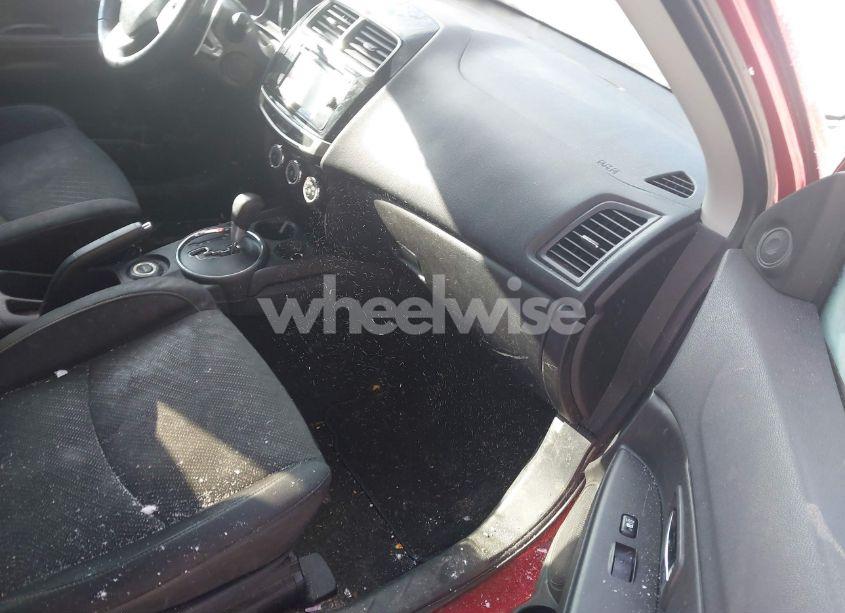 Photo 5 of 2015 Mitsubishi Outlander SPORT SE (VIN 4A4AR4AU3FE043660)