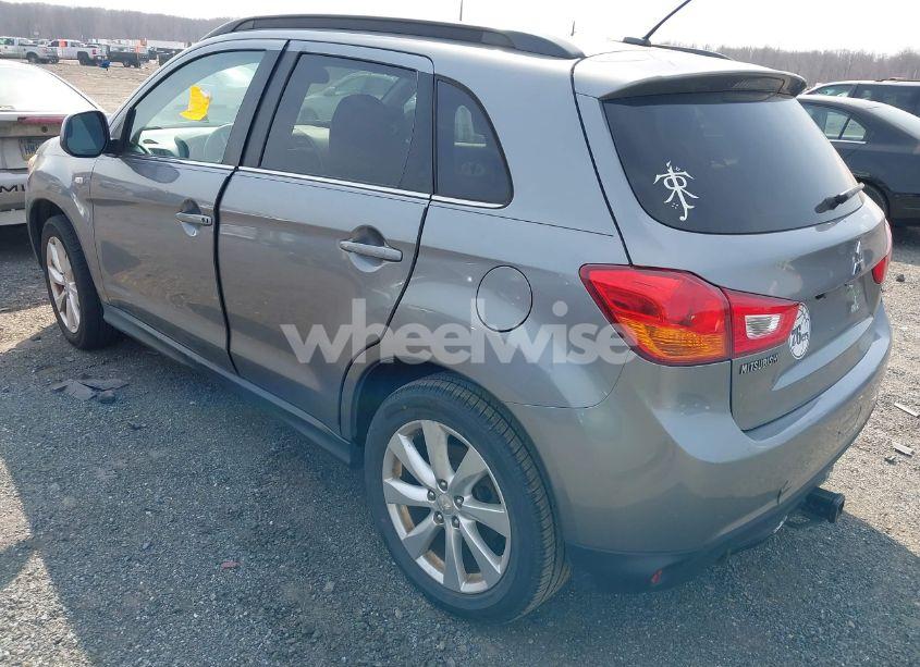 Photo 3 of 2014 Mitsubishi Outlander SPORT SE (VIN 4A4AR4AU4EE004400)