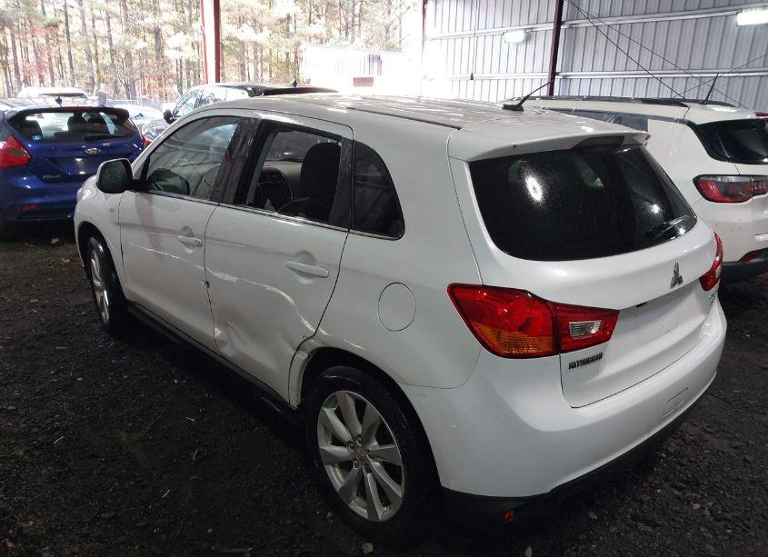 Photo 6 of 2014 Mitsubishi Outlander SPORT SE (VIN 4A4AR4AU4EE005630)