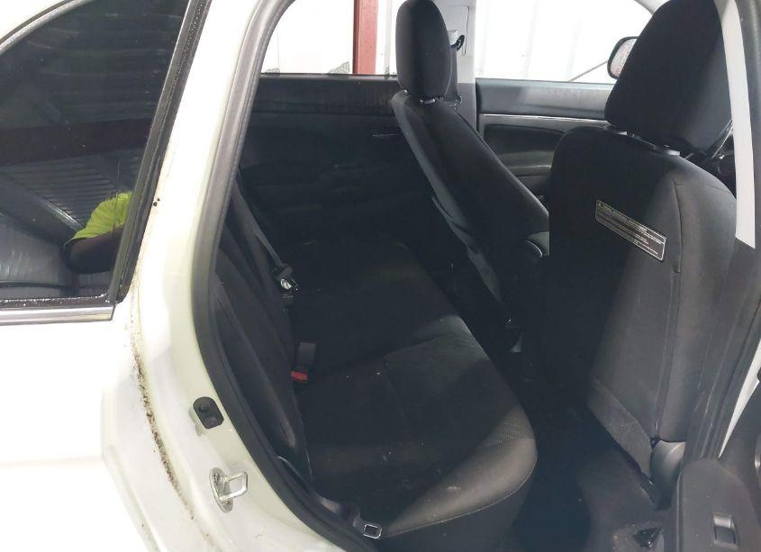 Photo 8 of 2014 Mitsubishi Outlander SPORT SE (VIN 4A4AR4AU4EE005630)