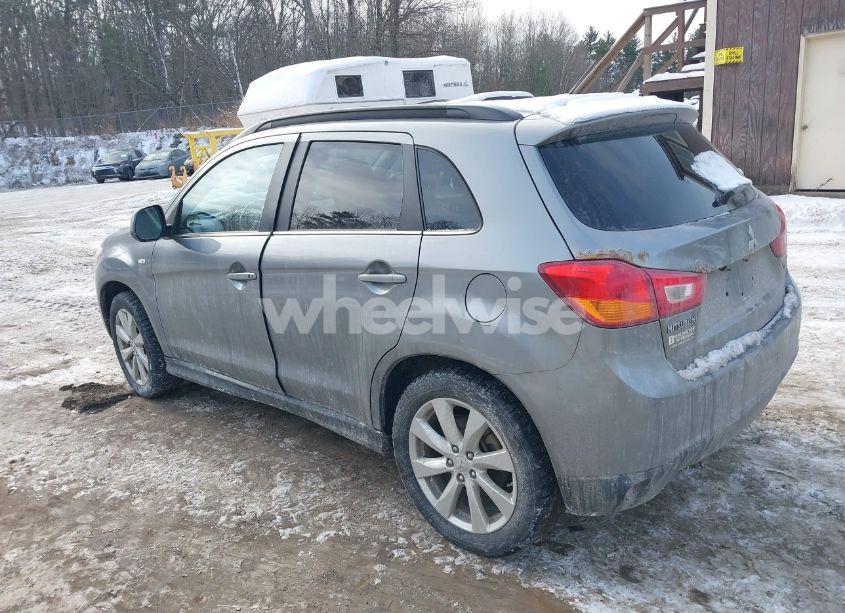 Photo 3 of 2014 Mitsubishi Outlander SPORT SE (VIN 4A4AR4AU4EE017745)