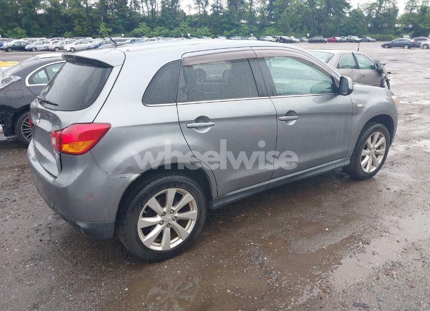 Photo 4 of 2015 Mitsubishi Outlander SPORT SE (VIN 4A4AR4AU4FE012823)