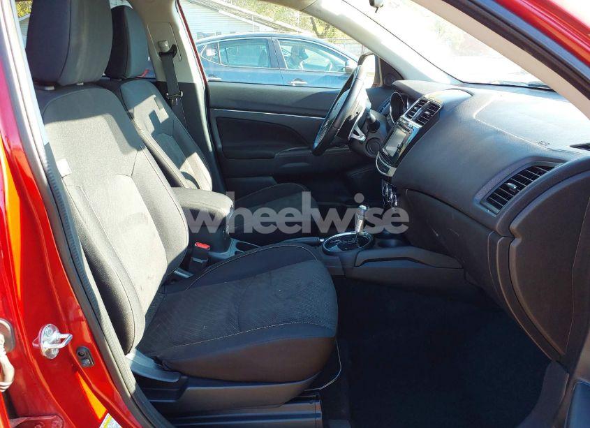 Photo 5 of 2015 Mitsubishi Outlander SPORT SE (VIN 4A4AR4AU4FE061553)