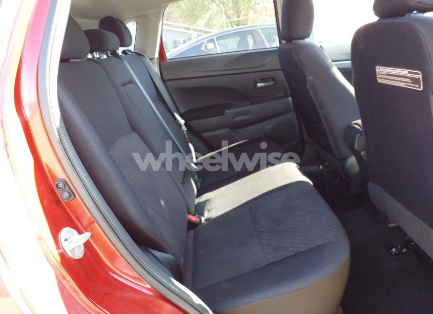 Photo 8 of 2015 Mitsubishi Outlander SPORT SE (VIN 4A4AR4AU4FE061553)