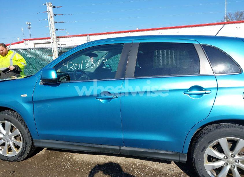 Photo 15 of 2013 Mitsubishi Outlander SPORT SE (VIN 4A4AR4AU5DE007157)