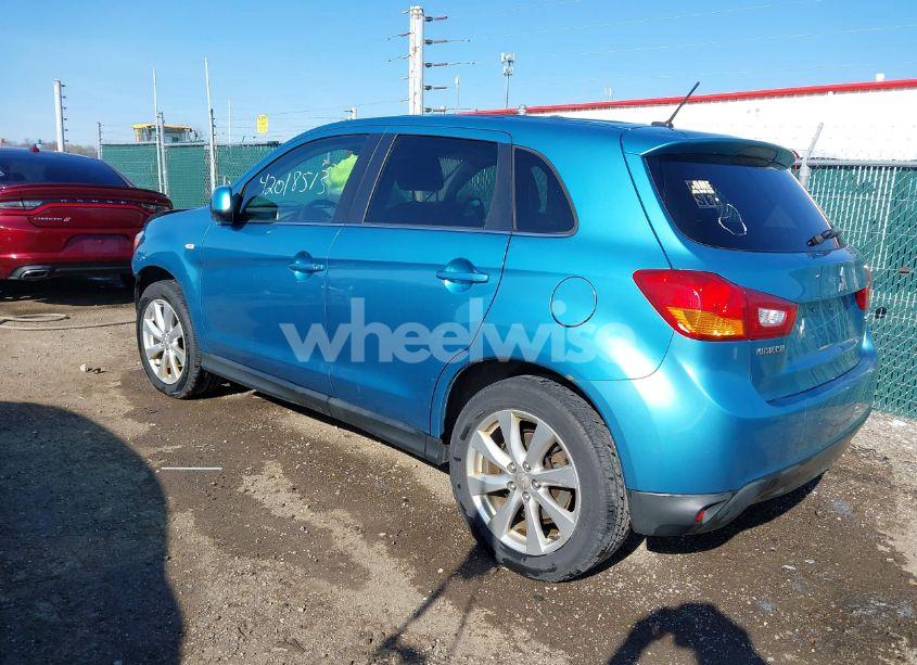 Photo 3 of 2013 Mitsubishi Outlander SPORT SE (VIN 4A4AR4AU5DE007157)