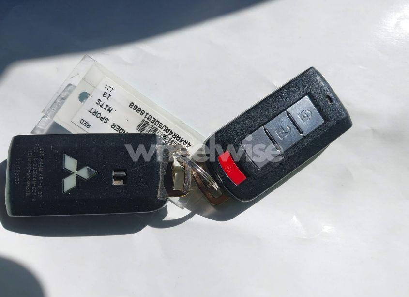 Photo 11 of 2013 Mitsubishi Outlander SPORT SE (VIN 4A4AR4AU5DE018868)