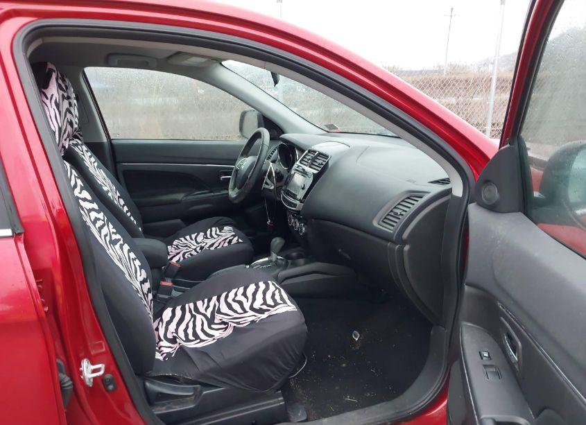 Photo 5 of 2015 Mitsubishi Outlander SPORT SE (VIN 4A4AR4AU5FE002981)