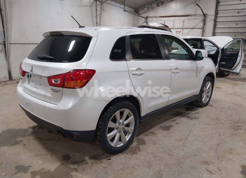 Photo 4 of 2015 Mitsubishi Outlander SPORT SE (VIN 4A4AR4AU5FE012250)