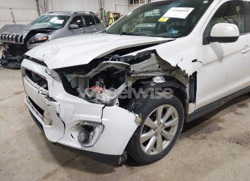 Photo 6 of 2015 Mitsubishi Outlander SPORT SE (VIN 4A4AR4AU5FE012250)