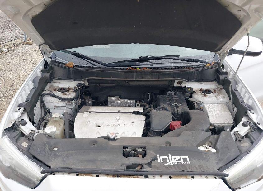 Photo 10 of 2015 Mitsubishi Outlander SPORT SE (VIN 4A4AR4AU5FE028495)