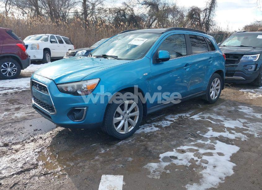 Photo 2 of 2013 Mitsubishi Outlander SPORT SE (VIN 4A4AR4AU6DE012724)