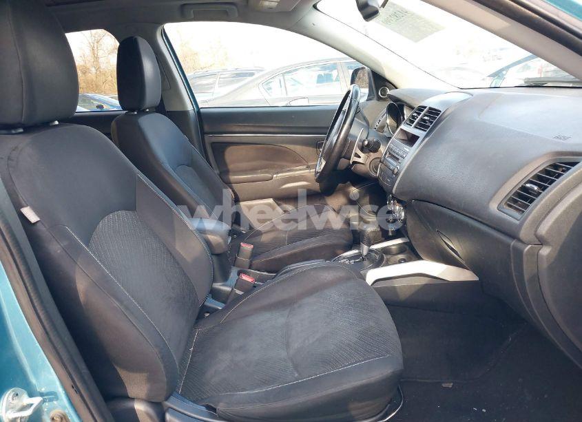 Photo 5 of 2013 Mitsubishi Outlander SPORT SE (VIN 4A4AR4AU6DE012724)