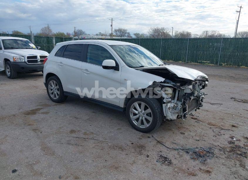 2015 Mitsubishi Outlander SPORT SE (VIN 4A4AR4AU6FE023404) main photo