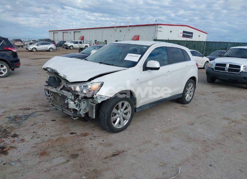 Photo 2 of 2015 Mitsubishi Outlander SPORT SE (VIN 4A4AR4AU6FE023404)