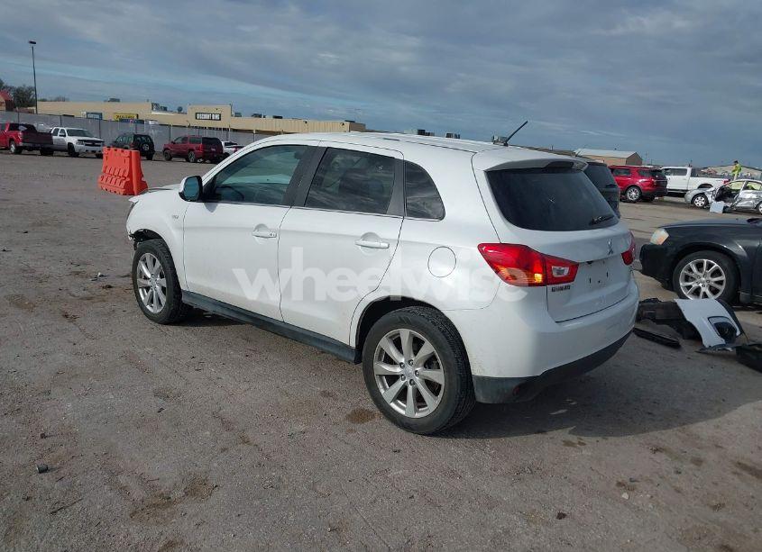 Photo 3 of 2015 Mitsubishi Outlander SPORT SE (VIN 4A4AR4AU6FE023404)