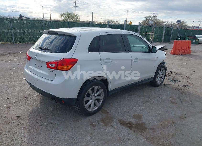 Photo 4 of 2015 Mitsubishi Outlander SPORT SE (VIN 4A4AR4AU6FE023404)