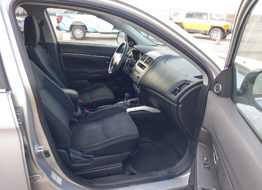 Photo 5 of 2013 Mitsubishi Outlander SPORT SE (VIN 4A4AR4AU7DE016376)