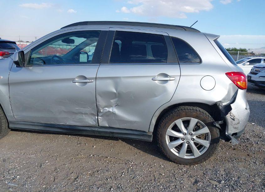 Photo 6 of 2013 Mitsubishi Outlander SPORT SE (VIN 4A4AR4AU7DE016376)